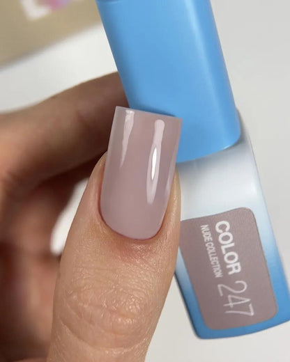 LUNAmoon Color Gel Polish №247 Vernis Semi-Permanent