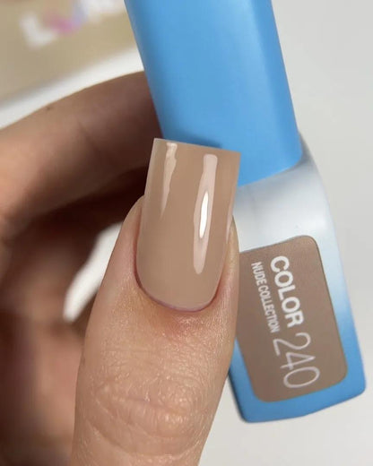 LUNAmoon Color Gel Polish №240 Vernis Semi-Permanent