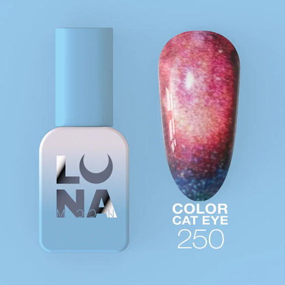 Gel Polish Cat Eye №250 hautement pigmenté avec particules magnétiques. Effet œil de chat intense, application uniforme et finition brillante.