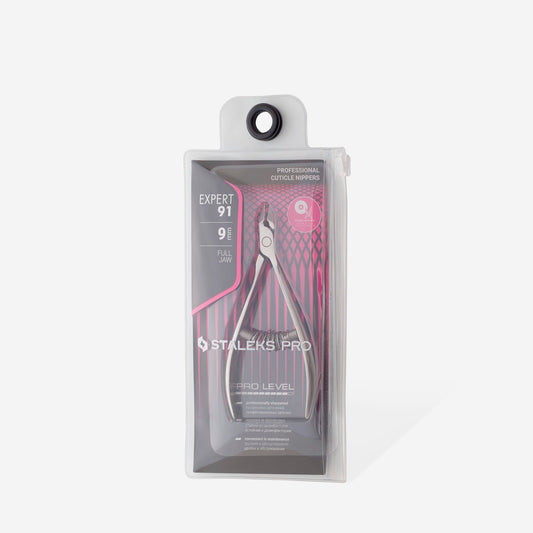 Pince à cuticules professionnelle STALEKS PRO EXPERT 91 NE-91-9 avec lames de 9 mm en acier inoxydable pour manucure et pédicure professionnelles.